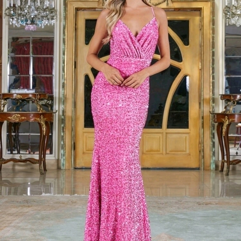 Hot Pink Spaghetti Strap Sequined, Backless Merma… - image 7